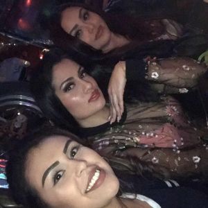 Meet your Posher, Leslie